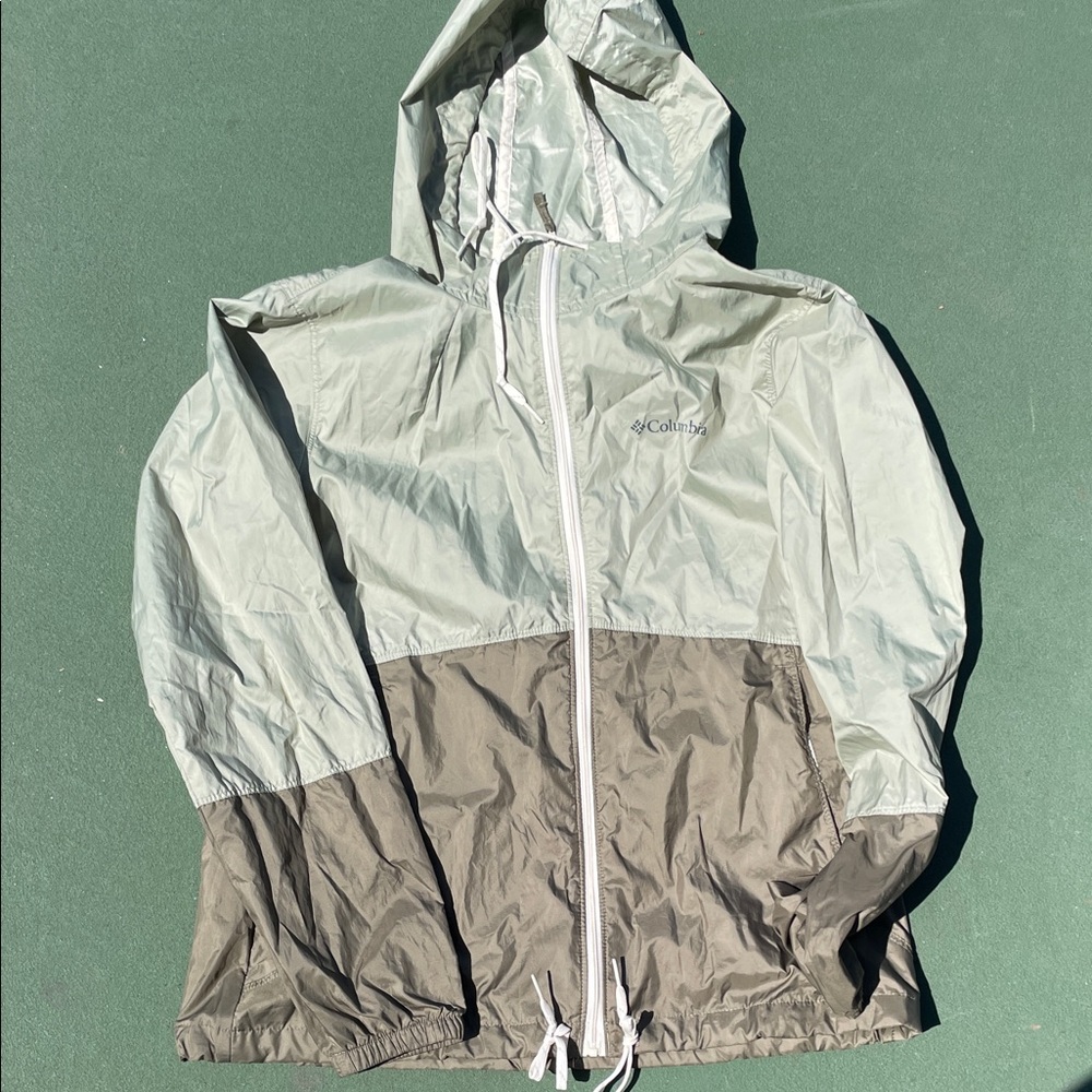 Columbia unisex Hooded Windbreaker - Light green dark green